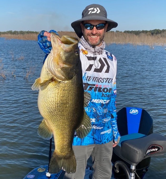 Howell Makes History With Senko
