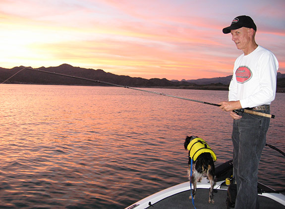 Once the sun begins to set, you no longer have to deal with jet skis or skiers -- it's a lot more relaxing than fighting summer day lake traffic.