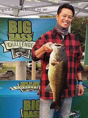 Mark Casey with the second overall big bass - 10.83