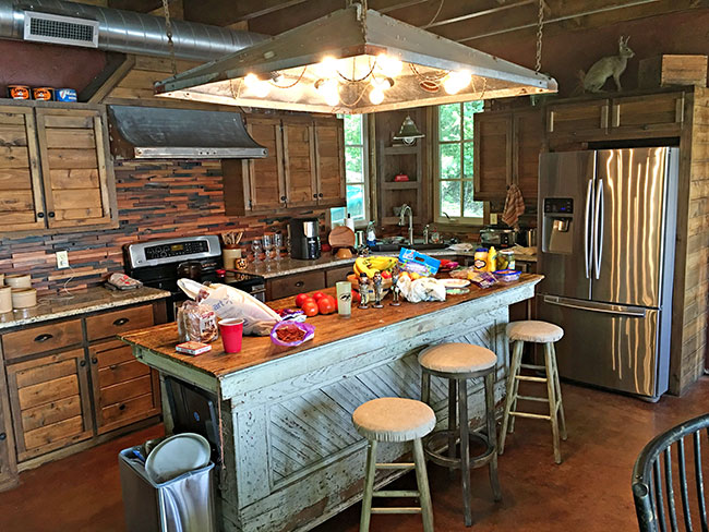 schultz-texoma-cabin04.jpg