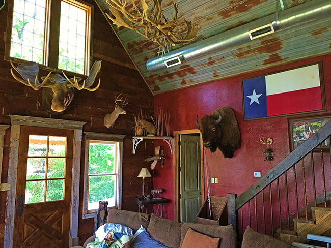 schultz-texoma-cabin05.jpg